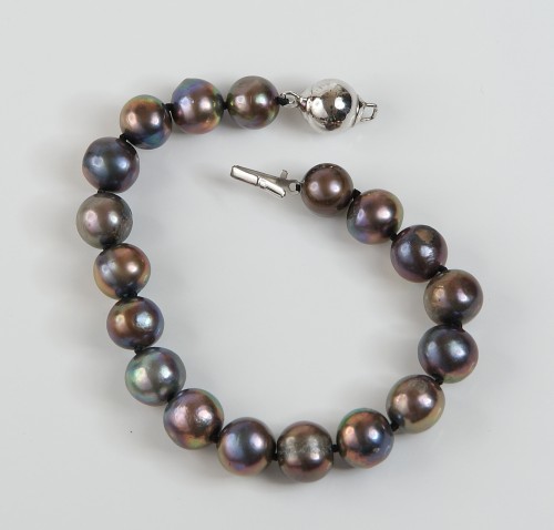 Freshwater Pearl Bracelet with Silver Fittings